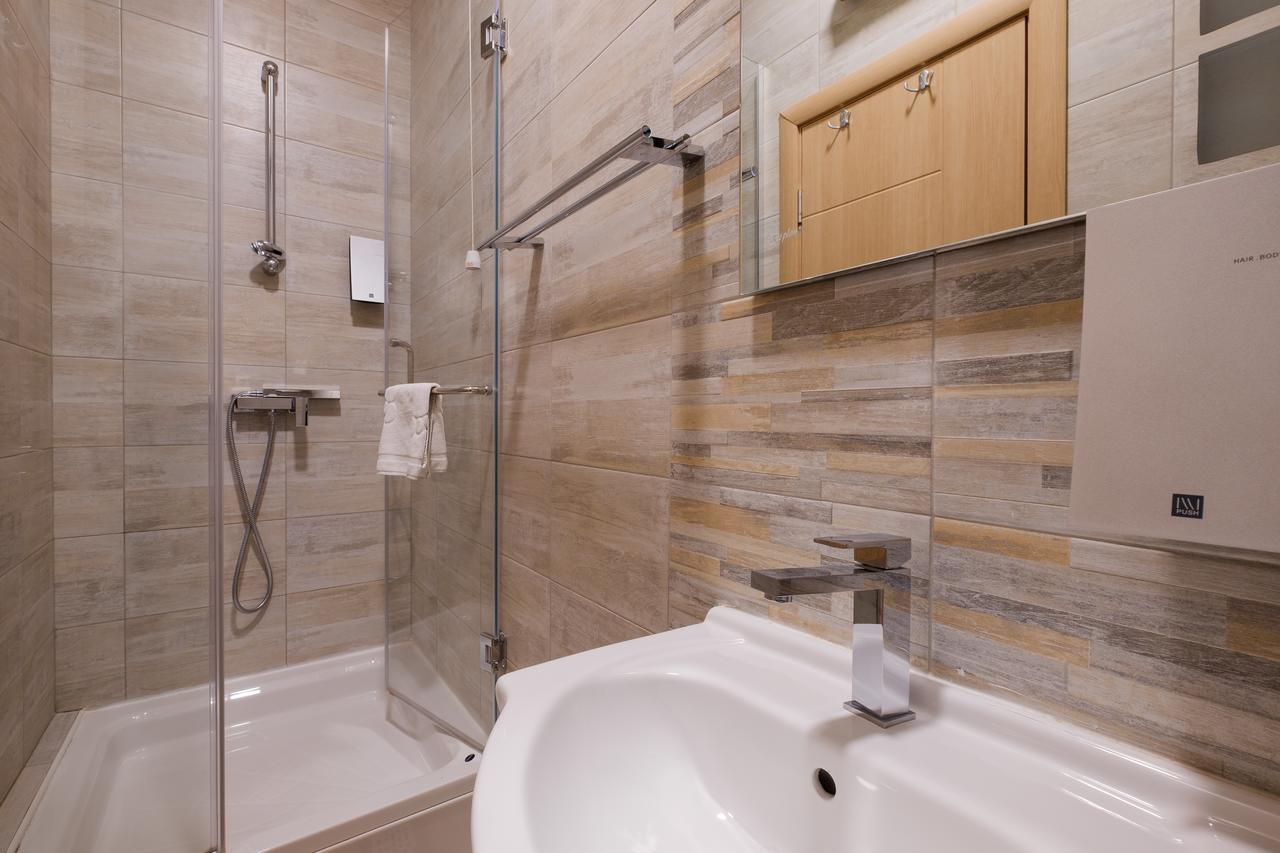 Airport Hotel Garni ベオグラード エクステリア 写真
