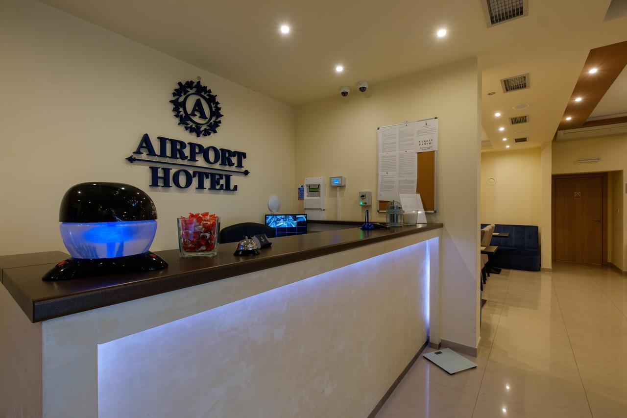 Airport Hotel Garni ベオグラード エクステリア 写真